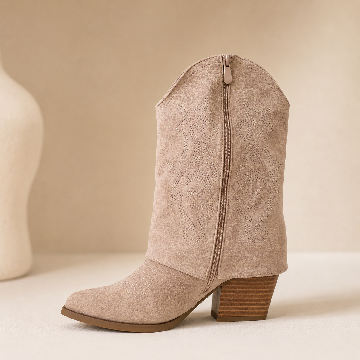 Bottines santiags retroussées femme taupe