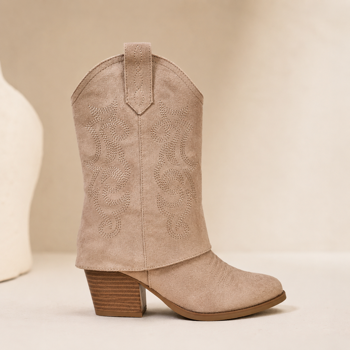 Bottines santiags retroussées femme taupe