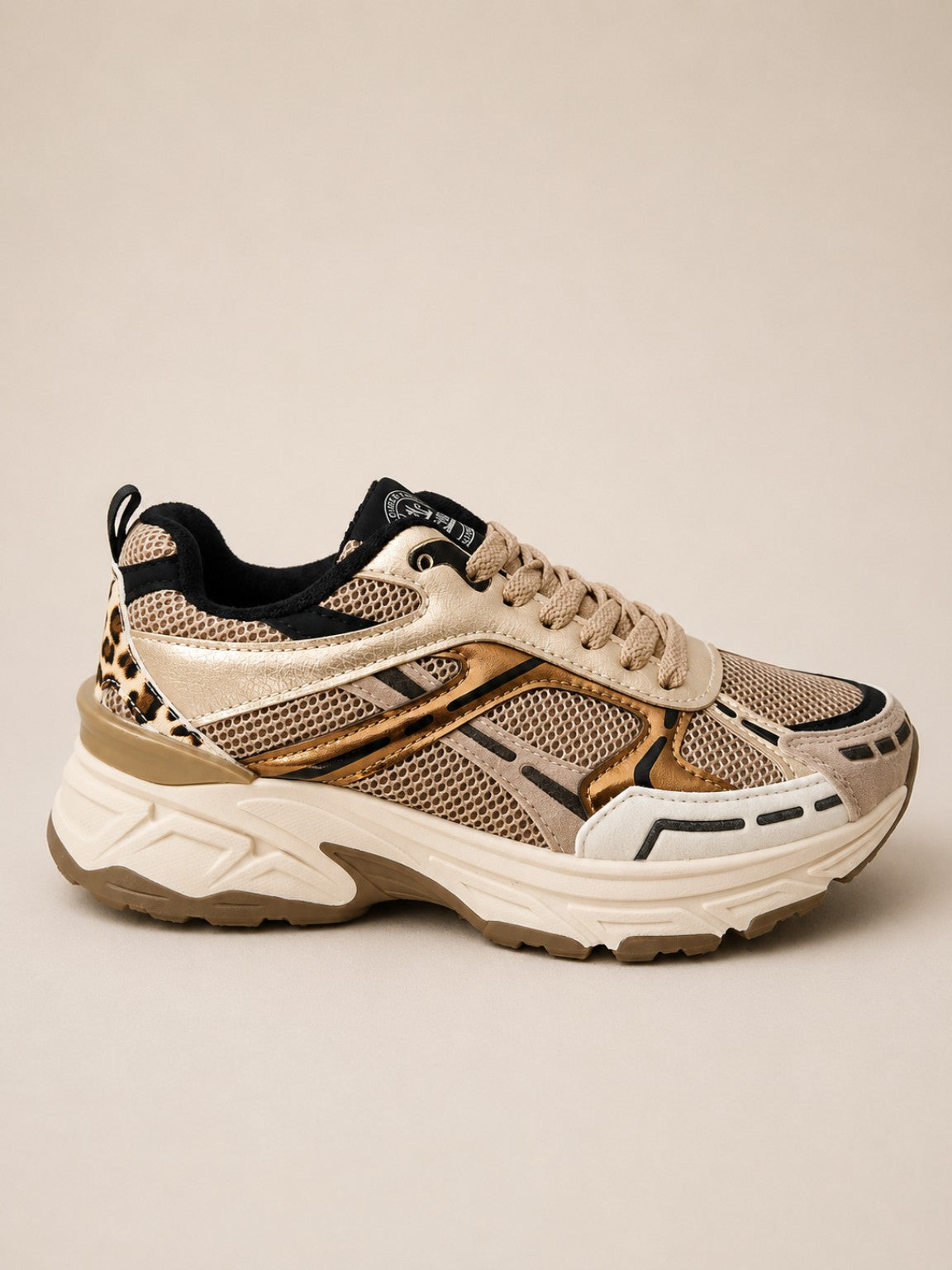 Baskets femme beige et doré avec détail léopard - vue profil