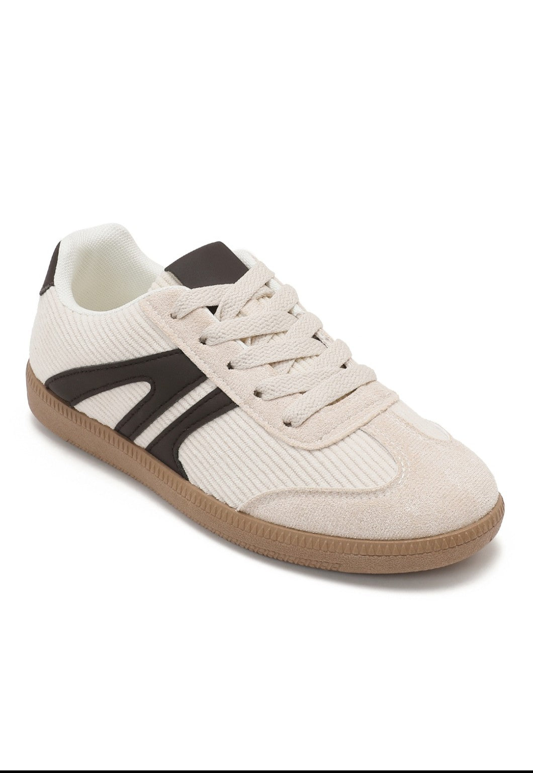 Baskets femme beige et noir semelle gomme - vue trois quarts