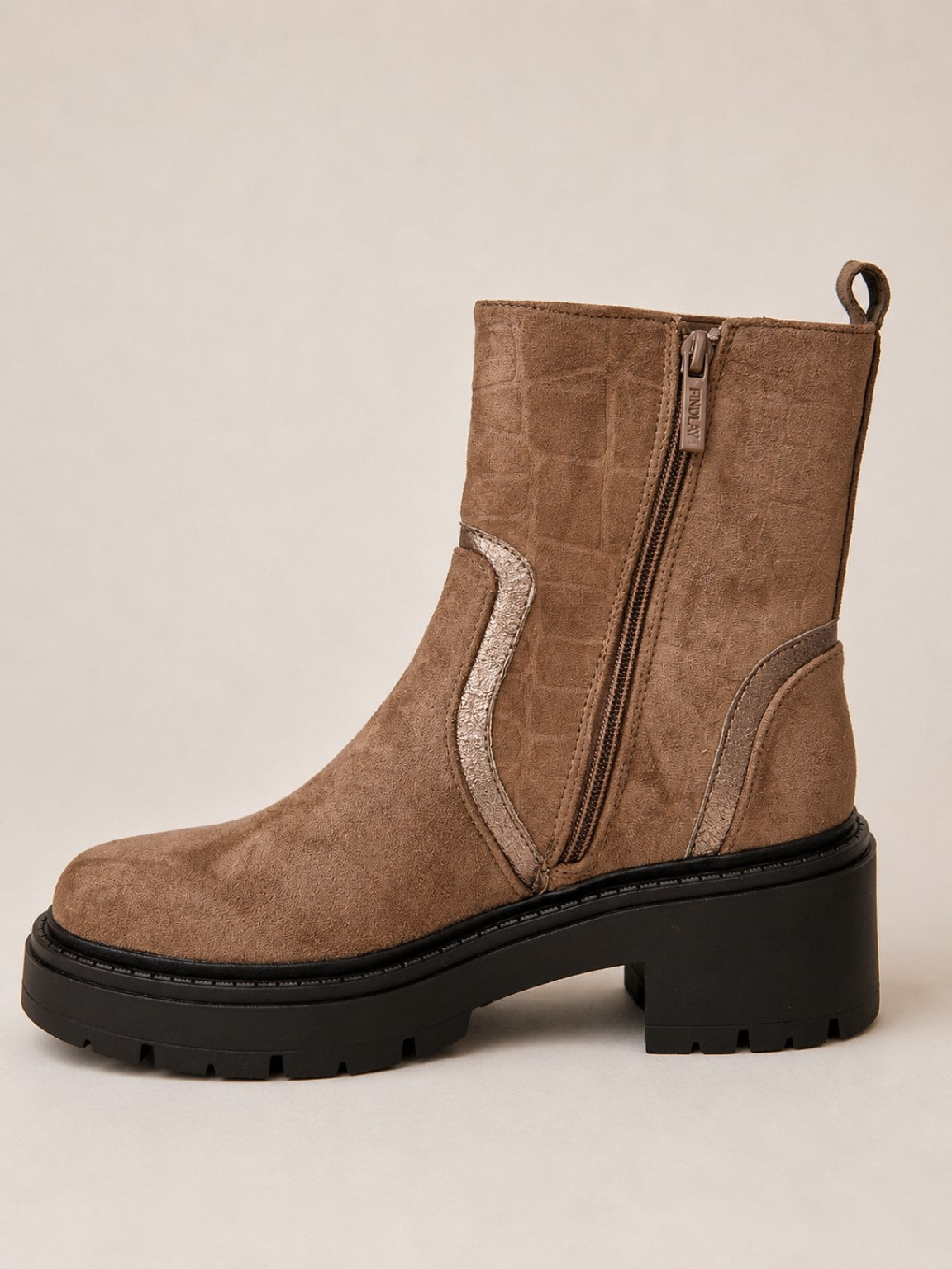 Bottines femme camel à semelle crantée - vue intérieure avec fermeture zippée