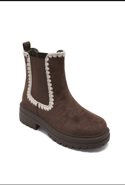 Bottines femme marron à bordures crochet écrues vue trois quarts