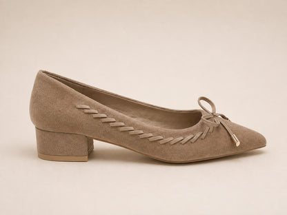 Escarpins femme beige à petit talon et nœud - vue de profil