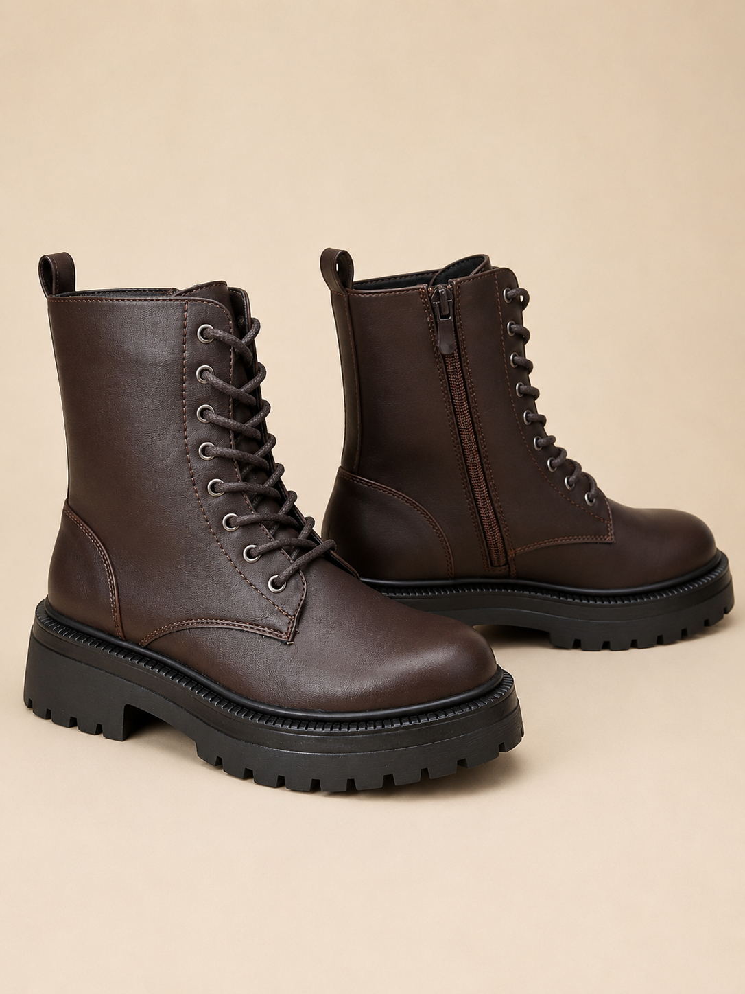 Bottines montantes marron à lacets – Femme