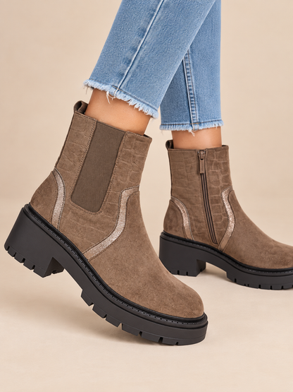 Bottines femme camel à semelle crantée