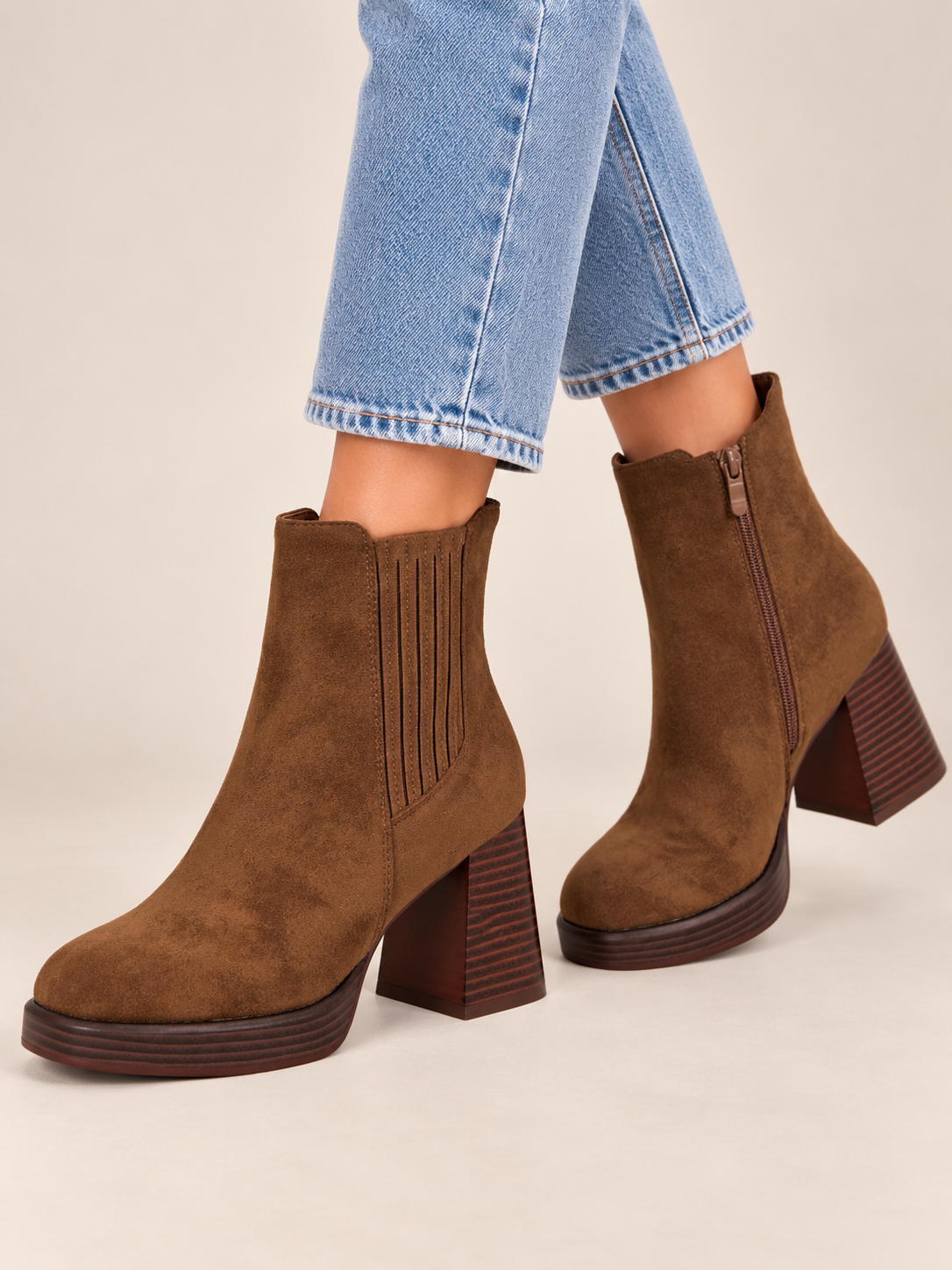 Bottines femme camel à talon et plateforme